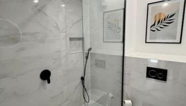 Luxury 1 bed house with shared pool - Foto 4