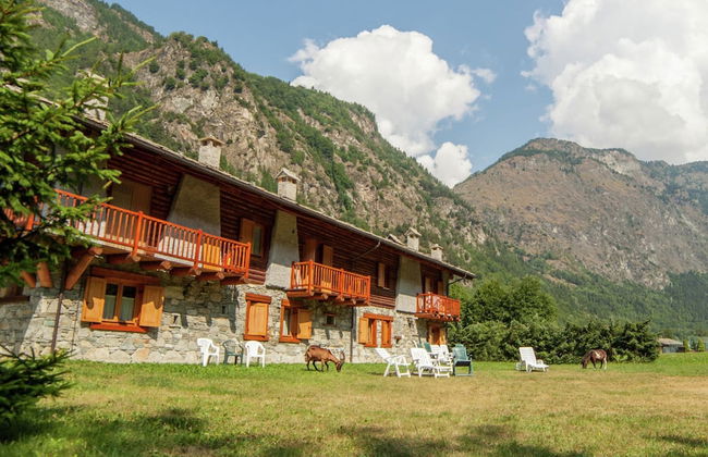 Chalet in Antey-saint-andre With Mountain Views - Foto 17