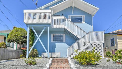 Breezy and Central Monterey Apt with Bay View! - Foto 3