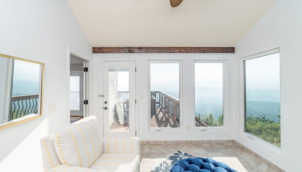 Unparalleled Views Deck w Hottub Game Room Pool Table Panorama by Avantstay - Foto 5, Habitación