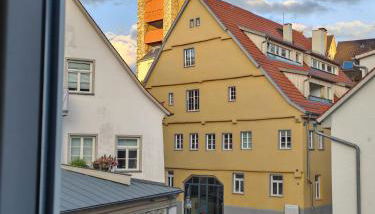 Stadtmitte Apartment im historischen Viertel -100qm Wohnfläche & 30qm Dachterrasse - Foto 4