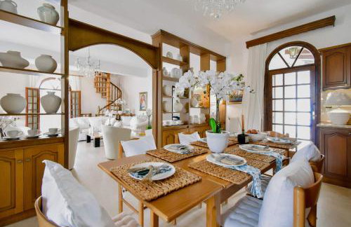 Eden Park Sozopoli - 7 BDR Beach Villa - Yard - Foto 9