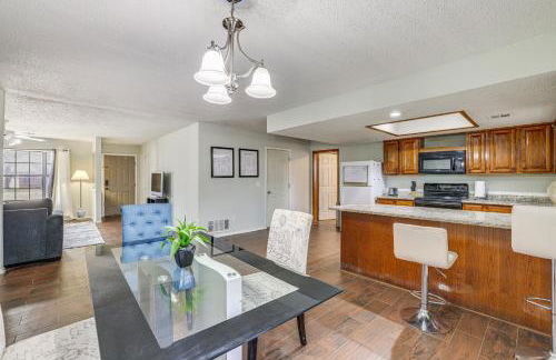 Rogers Vacation Home with Yard 5 Mi to Bentonville - Foto 7