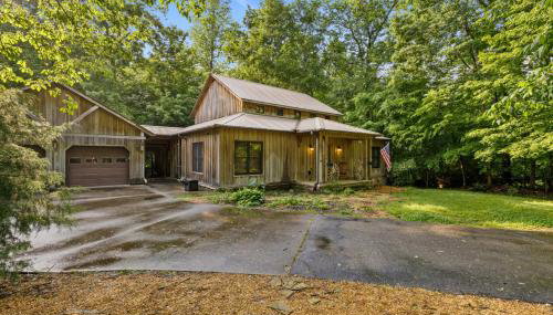 The Wagon Wheel Cabin Hot Tub Sleeps 10 Spacious - Foto 3