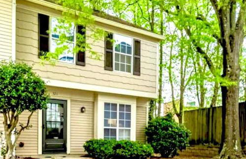 Cheerful 2 bedroom townhouse with indoor fireplace - Foto 14