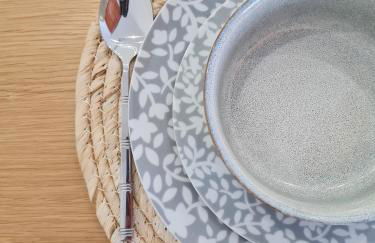 CASA OFICINA - Praia & Centro (300m) - WiFi - AC - Foto 14