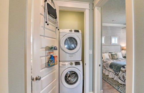 Steps to Crystal Beach Gem with Ocean-View Deck! - Foto 28