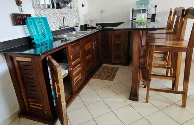 Lux Suites Diani Airstrip Villas - Foto 3