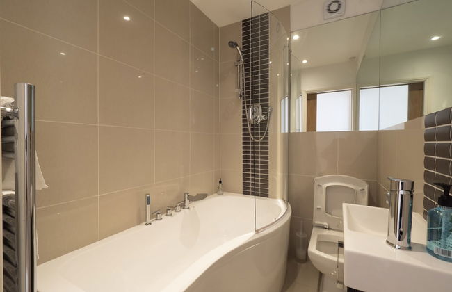 Sail Away - 2-Bed Apartment by the Beach - Foto 11