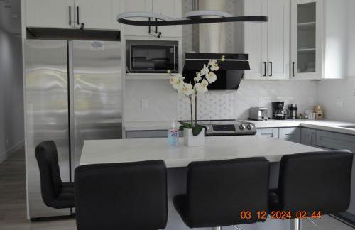 Dimond Abode Vacation Rental, Oakland California Dimond District - Photo 71