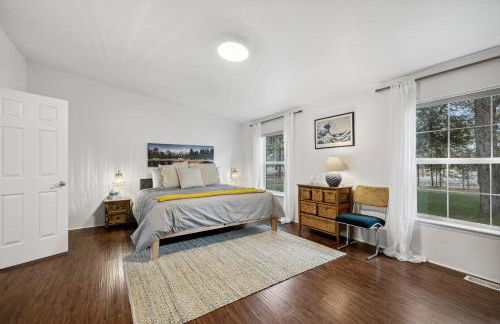 Black Moose - Pet friendly - Trailer parking - Wood stove - Single level - Photo 28