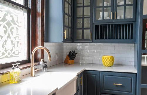 Historic Jewel Walk to Eats & Shops - Foto 5