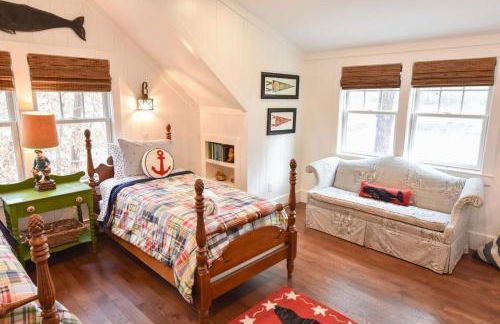 Pond-Front Home w Water Views - Foto 26