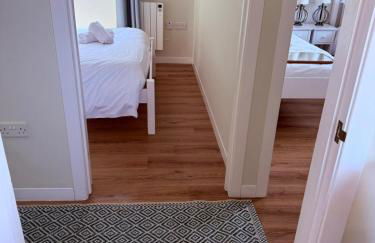 Cliff top chalet with stunning ocean views - Photo 7