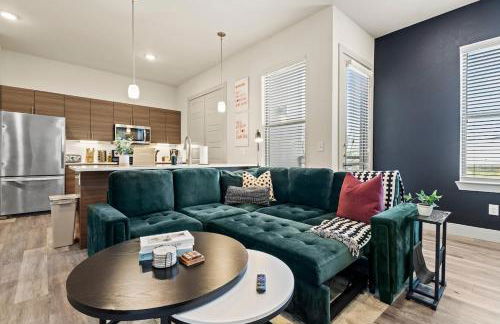 Modern Executive 1BR King Bed - Walk to West 7th - Foto 2