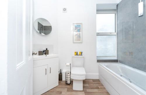 Sea Views Stunning 2 Bedroom Apartment # - Foto 24