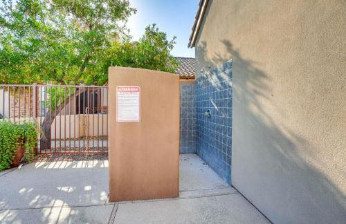 Relax Poolside! Home 6 Mi to Camelback Ranch - Foto 36