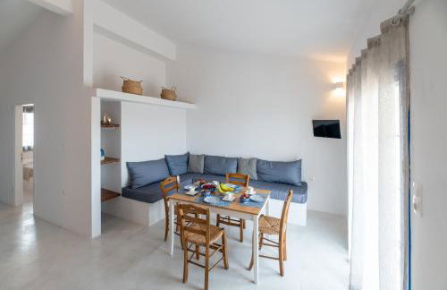 Muses Apartments - Photo 11