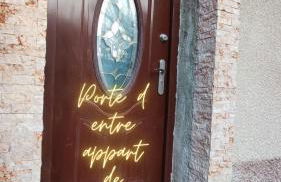 appart de charme a 2 pas du centre de Montbrison - Foto 7