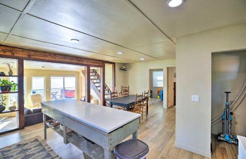 Lakefront Cabin with Patio and Views in Lake Norden - Foto 9