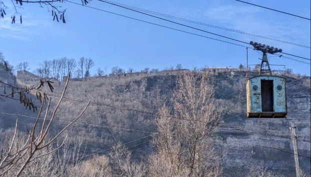 Katskhi Pillar, Chiatura & Mghvimevi Monastery Day Trip - Foto 3