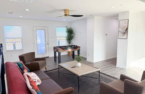 Cozy Lakeview Retreat Home - Photo 26