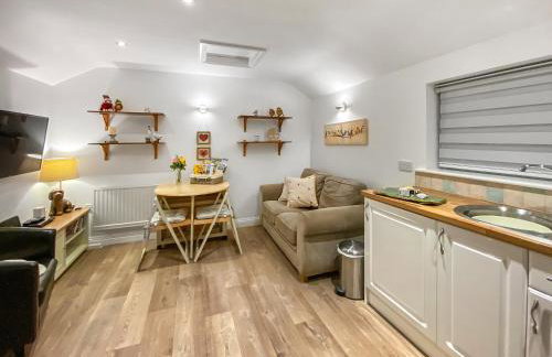 Robins Nest - Foto 1