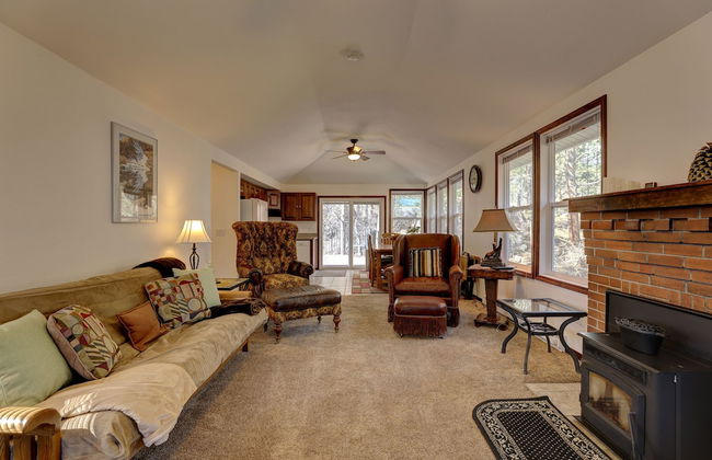 Serene Creek Side Cottage Retreat - Foto 6