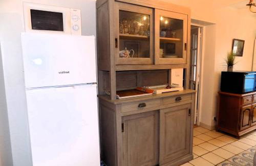 Les Mathes La Palmyre - MAISON CHARENTAISE DE CHARME - CALME -CAMPAGNE - Foto 14