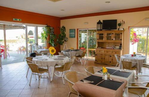 Oasis park 2 bedroom top floor Apartment AT72 - Foto 8