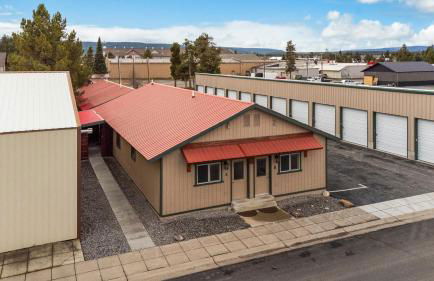 The Yellowstone Hideaway Unit A Cozy 1-Bedroom Yellowstone Hideaway, 1 Minute from Yellowstone Park! - Foto 68