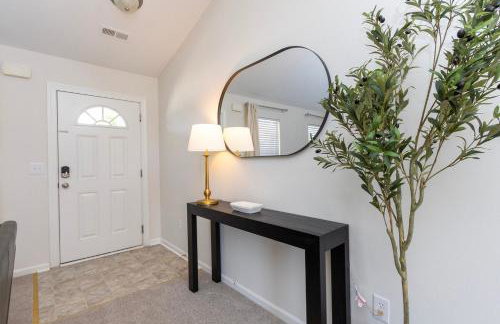 Welcome Families and Pets! 30 nights Entire Home - Foto 8