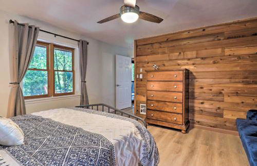 Game Room and Fire Pit Weaverville Family Home! - Foto 25