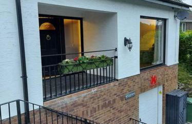 Riverside Retreat - Photo 4