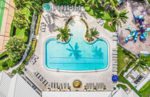 Relax, Play & Unwind in Paradise! Poolside Fun & Resort Vibes - Villa Sail Away - Foto 2