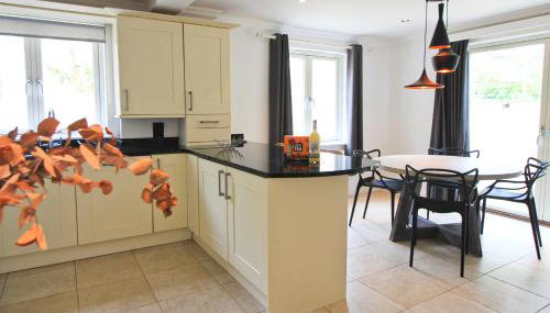 CLOSE TO BEACH, dogs welcome, private garden - Foto 3