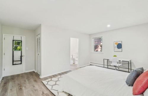 Pine Brook 118 I Modern Corporate 2bd I Parking - Foto 7