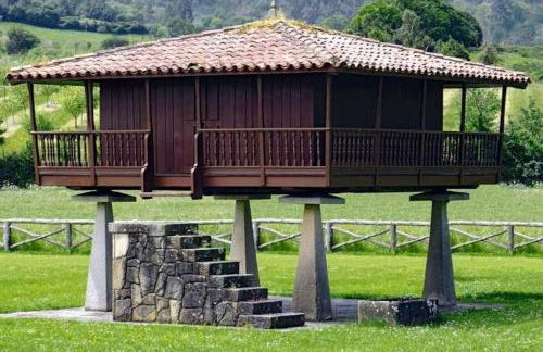 El Cuadro de Llanes - Photo 14