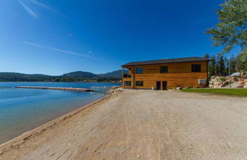 Wonderful Triplex Unit With Spectacular Lake View! - Foto 22