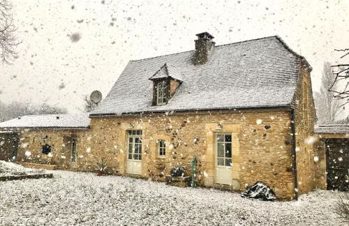 Les Perroutis - Foto 13