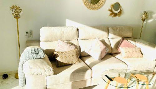 Jardines de Adnania en Marina del Este con vistas al mar - Photo 5