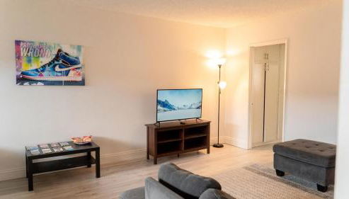 Redondo Huge 1Bedroom,3 Queens, close to Beach Sleeps 7 - Foto 2