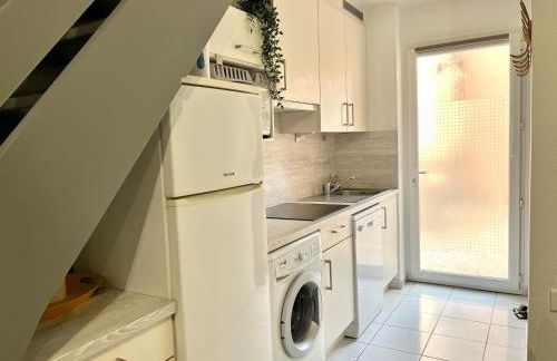 BARCARESA-Villa de Louis piscine vue mer, Lydia et plage - Foto 20