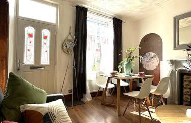 Leeds Cosy House - Photo 23