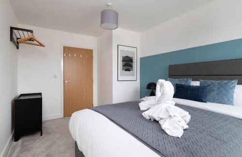 Lovely Home Near Canal, Park, & Central MK - Foto 13