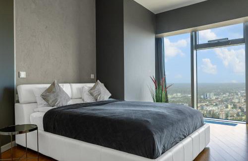 Apartments in Sky Tower with Bathtub near the window - Photo 80
