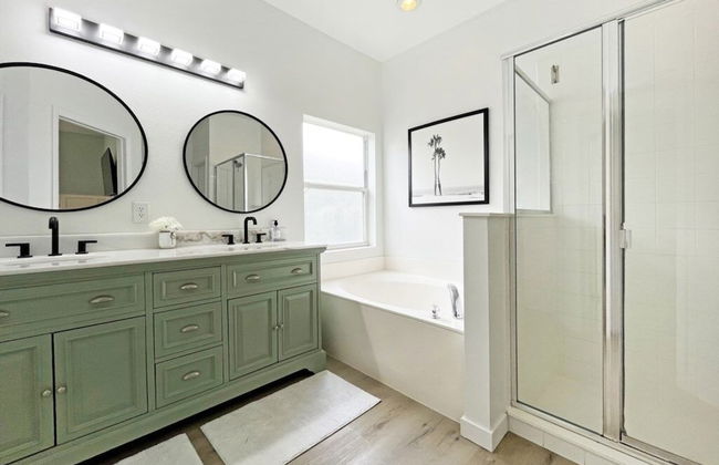 Secret Tunnel House 6 Bedroom Home by RedAwning - Foto 45