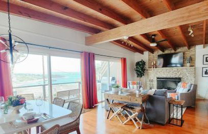 Hilltop Lakeview Hideaway- 2BR 2BATH with romantic sunsets - Foto 43