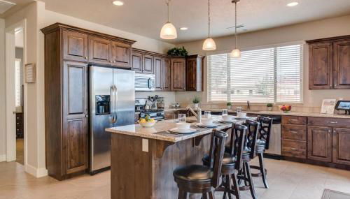 7| Arches in St George with Red Mtn Back Patio Views - Foto 2