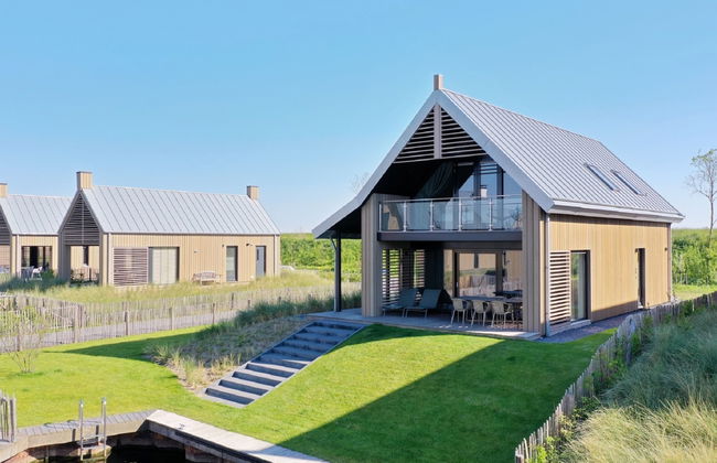 3 bedroom House in Tholen with terrace - Photo 3